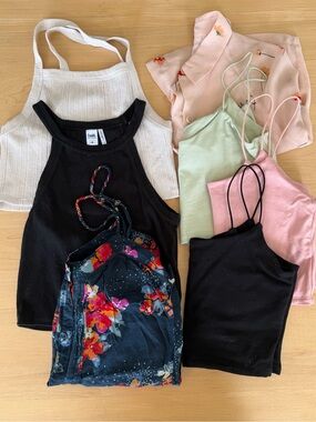 Bundle of tank and crop Tops